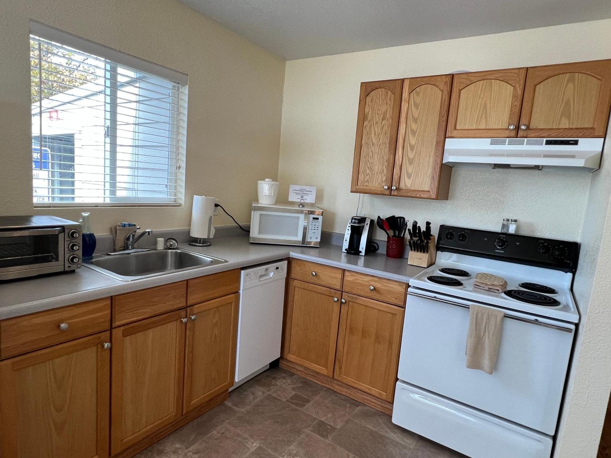 Clear Lake Cottages & Marina Clearlake Habitación foto